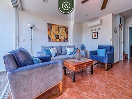 Beachfront 2BR Condo With Pool and Beachclub