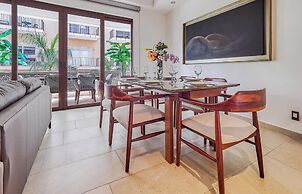 Luxury 2BR Condo in Romatic Zone - Rooftop Pool