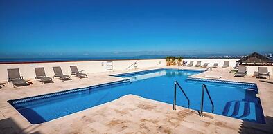 Ocean View 2Br Condo-balcony-beach-pool - 206
