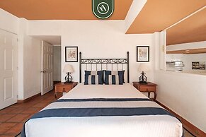 Amazing 2 BR Condo - Partial Oceanview - Pool