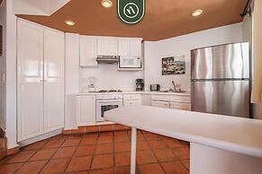 Amazing 2 BR Condo - Partial Oceanview - Pool