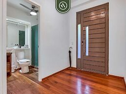 Ecofriendly 2BR Condo - Private Jacuzzi - Rooftop
