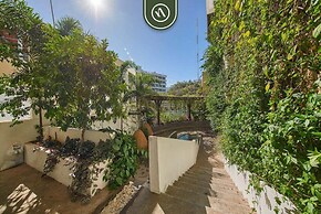 Ecofriendly 2BR Condo - Private Jacuzzi - Rooftop
