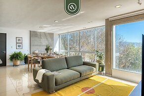 3 BR Condo - Panoramic Views - 5 Min to Downtown
