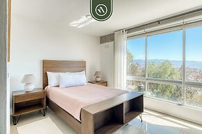 3 BR Condo - Panoramic Views - 5 Min to Downtown