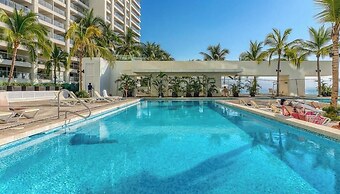 Beatiful Oceanview 1 BR Condo - Pool - Beach