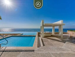 Beatiful Oceanview 1 BR Condo - Pool - Beach