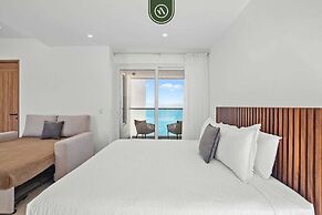 Amazing Studio With Oceanview - Pool - Beach - Gym