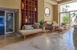 Amazing Studio With Oceanview - Pool - Beach - Gym