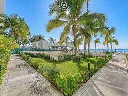Amazing Studio With Oceanview - Pool - Beach - Gym