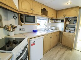 Meadow Island Caravan