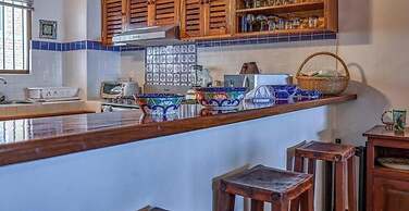 Ocean View 2Br Condo-balcony-beach-pool - 310