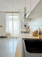 Spacious duplex in the center