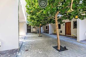 Centric 1BR Condo in Downtown Cabo - Rooftop Pool