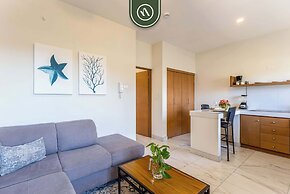 Centric 1BR Condo in Downtown Cabo - Rooftop Pool