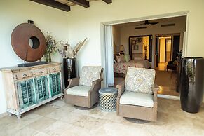 Tortuga Bay TBB 2102
