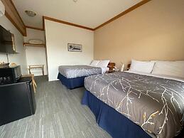 Bear's Claw Lodge
