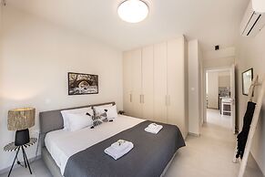 Protaras Leomi Seaview Villa