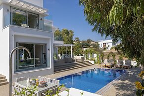 Protaras Leomi Seaview Villa