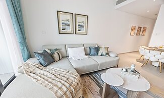 Luxury 1BR Address JBR Beachfront