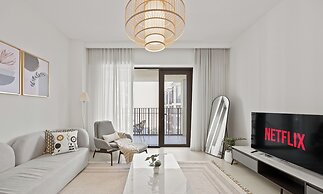 Serene 1 BR in Surf 2-Creek Beach Access