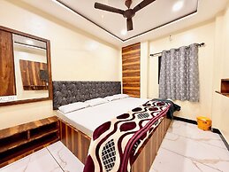 Hotel Demand - near Main Temple