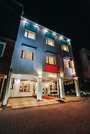 HOTEL ALMOND