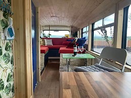 Ballinadee Bus - Boutique Bus Accommodation