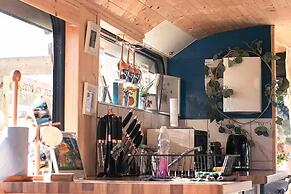 Ballinadee Bus - Boutique Bus Accommodation