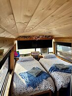 Ballinadee Bus - Boutique Bus Accommodation