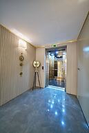 Elysia Hotel