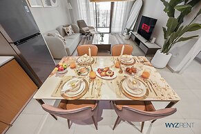 Earthy Elegant 1BR Surf 2 Creek Beach