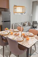 Earthy Elegant 1BR Surf 2 Creek Beach