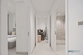 Earthy Elegant 1BR Surf 2 Creek Beach