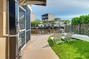 'the Waterfront Cottage' w/ Dock in Goodland!