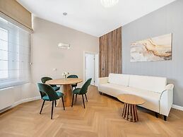 Wschodnia Elegans Aparthotel