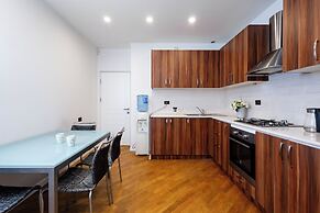 Apartment by Luxe Group SN290