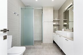 Apartment by Luxe Group SN290
