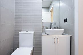 Apartment by Luxe Group SN290