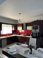 Denva Holiday Home