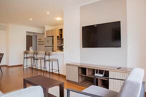 w Inviting 2BR w Balcony in Miraflores