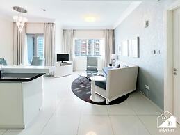 Elegant 2-bed Retreat Stunning Downtown Views