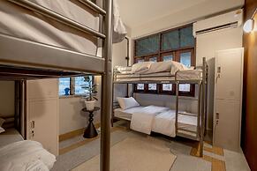 Morn Samyan Hostel