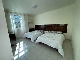 Hotel Leilani