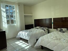 Hotel Leilani