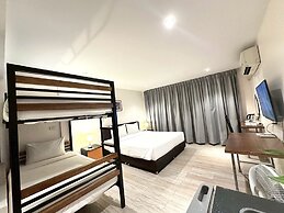 STUDIO F SUKHUMVIT