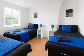 Rylstone Retreat - 4 Bedroom House in Reading