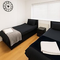 Rylstone Retreat - 4 Bedroom House in Reading