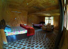 Pahadi Bliss Hotel Hostel Tosh
