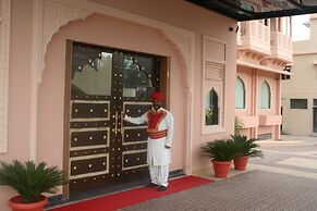 The Royal Retreart
